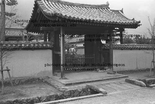 temple-wall-gate-2.jpg